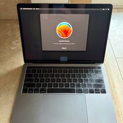 2017 MacBook Pro 13 Touchbar 512GB storage
