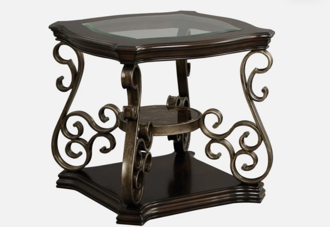 2 Ends Table