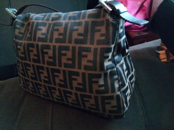 LV Hobo Bag for Sale in San Antonio, TX - OfferUp