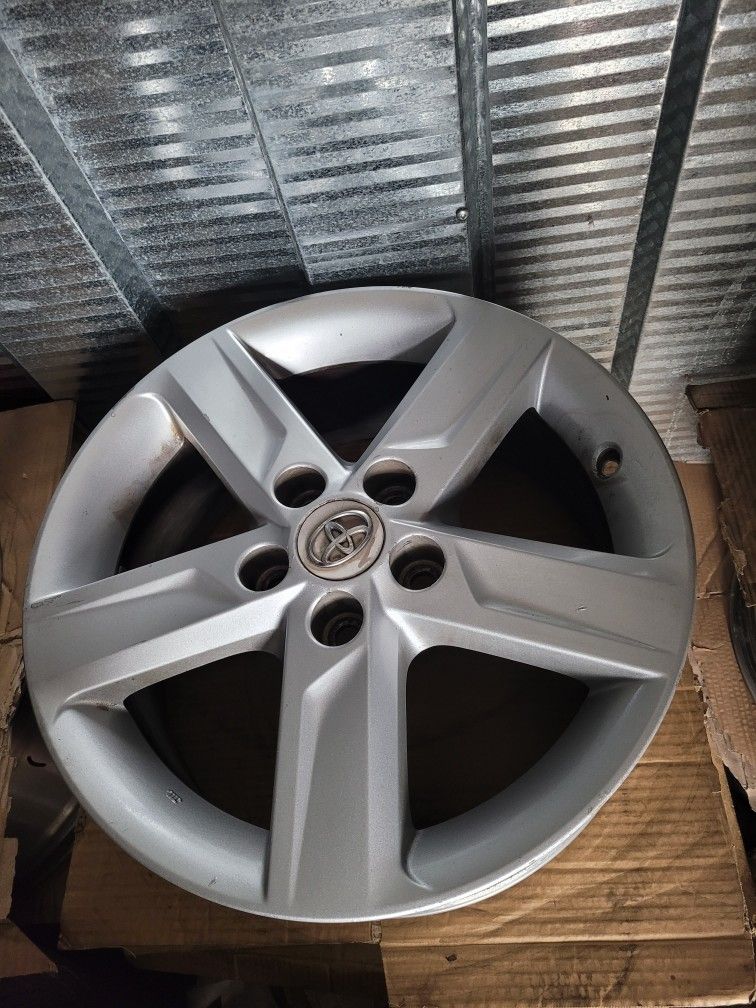 17" Rim Toyota Camry 17" Rin Toyota Camry 2012 To 2014