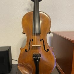 Antique Violin 