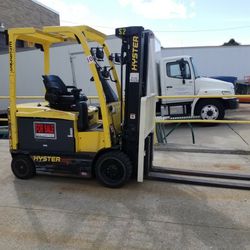 2015 Hyster E65XN-36 *with 2020 battery, and 6' class III forks!*