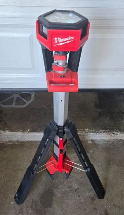 Milwaukee
Tower Light