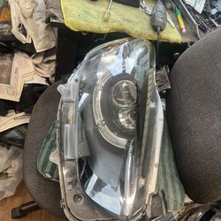 2013-16 MAZDA CX5 RIGHT HEADLIGHT 