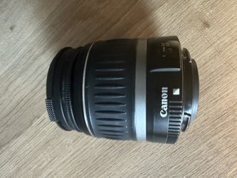 Canon EF-S 18-55mm f/3.5-5.6 II Zoom Lens with Zeikos 58mm UV Filter