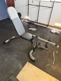 Adjustable Multifunction Workout Bench