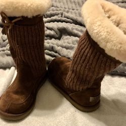 Knit Uggs Size 7