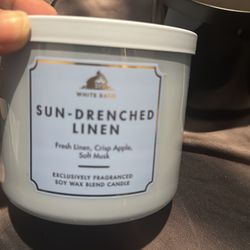 The  world’s best 3-wick candle