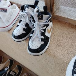 Size 6.5 little boy shoes