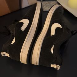 Nike size 8 shoes