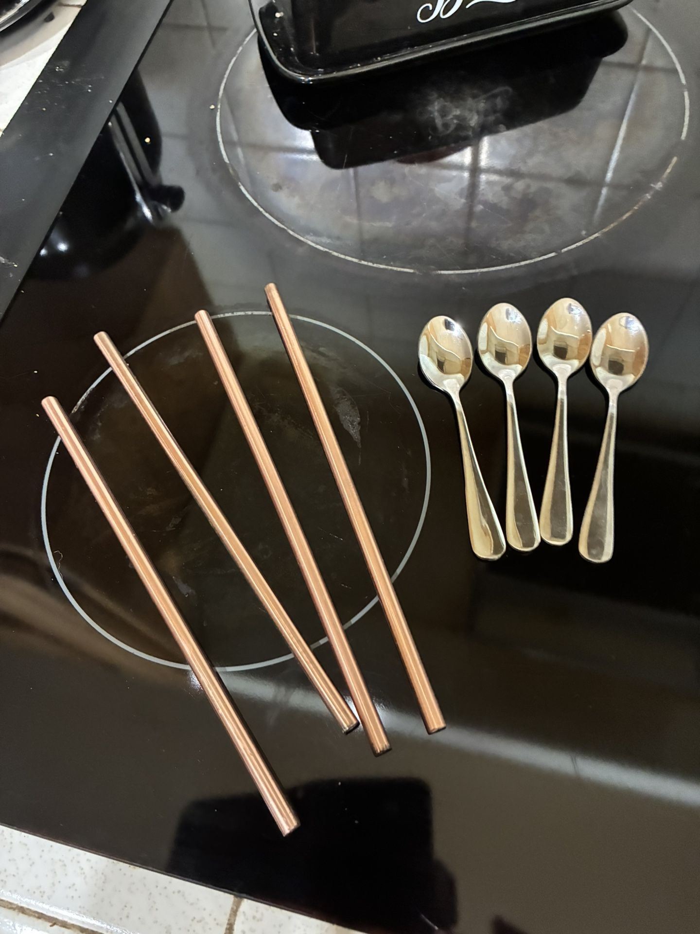 4 Appetizer Spoons & 4 Copper Straws