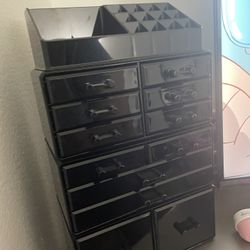Make Up Organizers