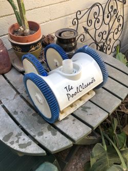 Pool Cleaner Hayward 4 Wheeler