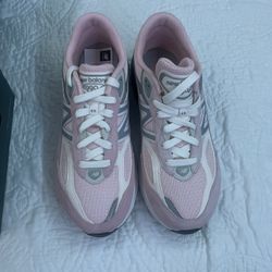 New Balance  Fuelcell 990v6