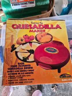 Vintage quesadilla maker new in box