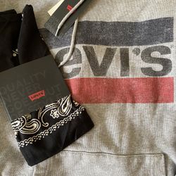 NWT Levi’s Small Hoodie and Bandana 