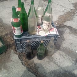 11 Vintage Mr. Newport 32oz Bottled At South Ashland Chicago 