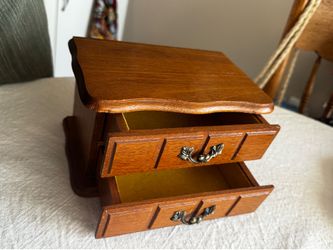 Vintage wooden jewelry box