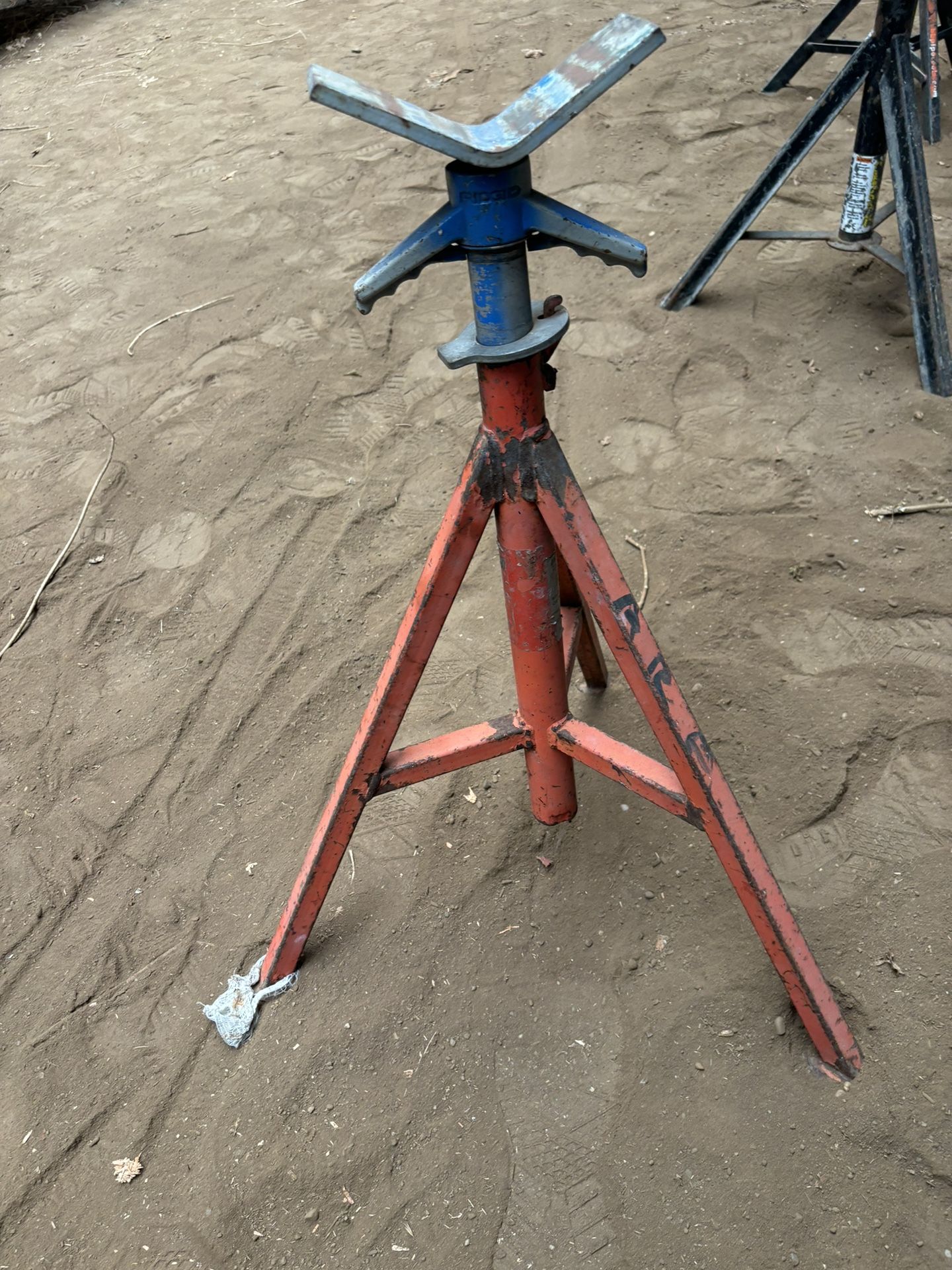 Pipe Stand