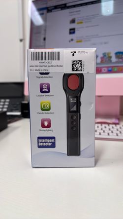 Hidden camera detector