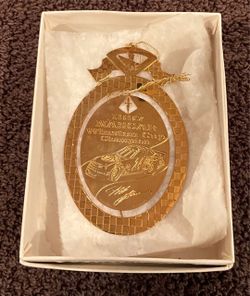 1997 NASCAR Winston Cup Jeff Gordon Gold Champion Ornament Souvenir