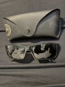 Ray-Ban RB4151 601 Sunglasses – Excellent Condition w/ Original Case – $120