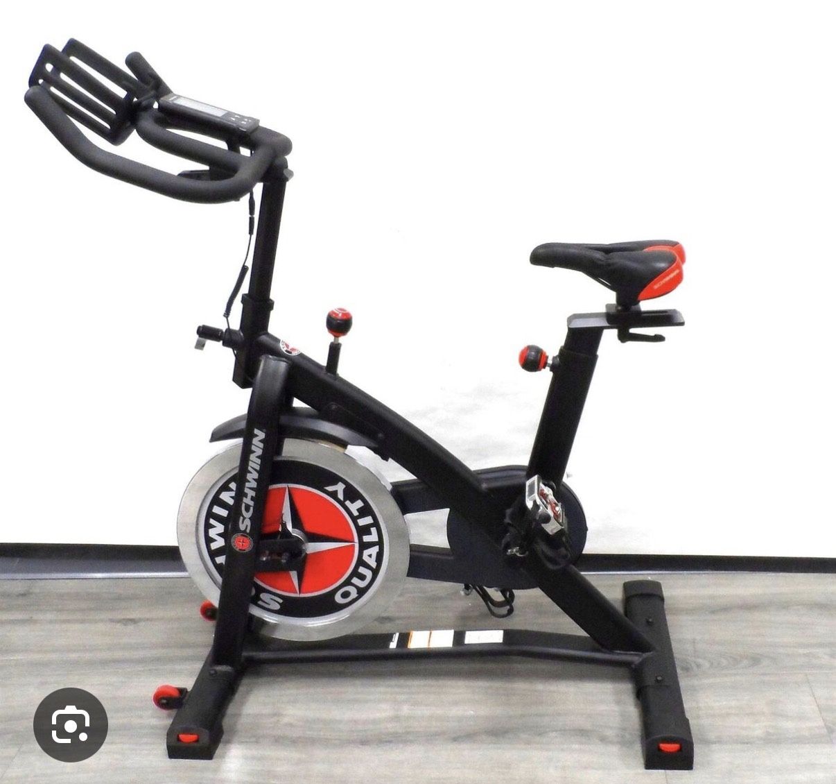 Exercise bike schwinn ic3
