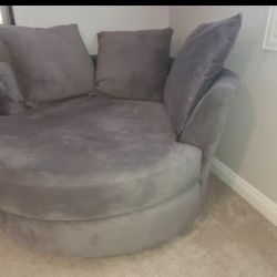 Z Gallerie Grey Cuddler Chair – Excellent Condition