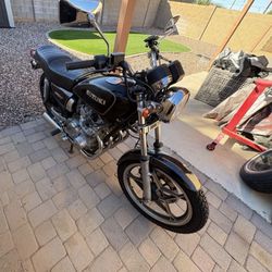 1981 Suzuki Gs550t