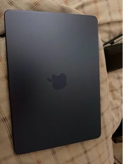 Mac book Neo Blue