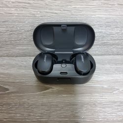 Bose Quietcomfort Earbuds Black W Charging Case