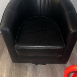 Black Chair With Feet Rester 