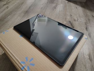 Selling a Samsung Galaxy Tab S9+ (12.4" AMOLED Display) in great condition.