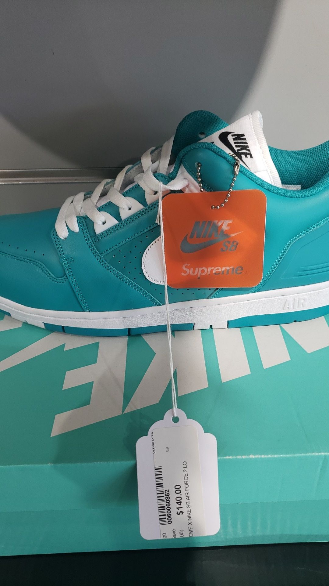 Nike sb x supreme air force low size