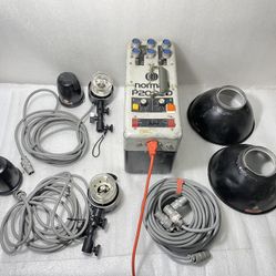 Norman Studio Light Strobe Power Pack P2000D with 2x LH2000 Lampheads ~ Work