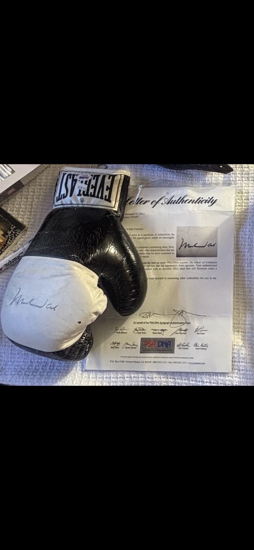 Ever Last Boxing Glove With Muhammad Ali Original Signature