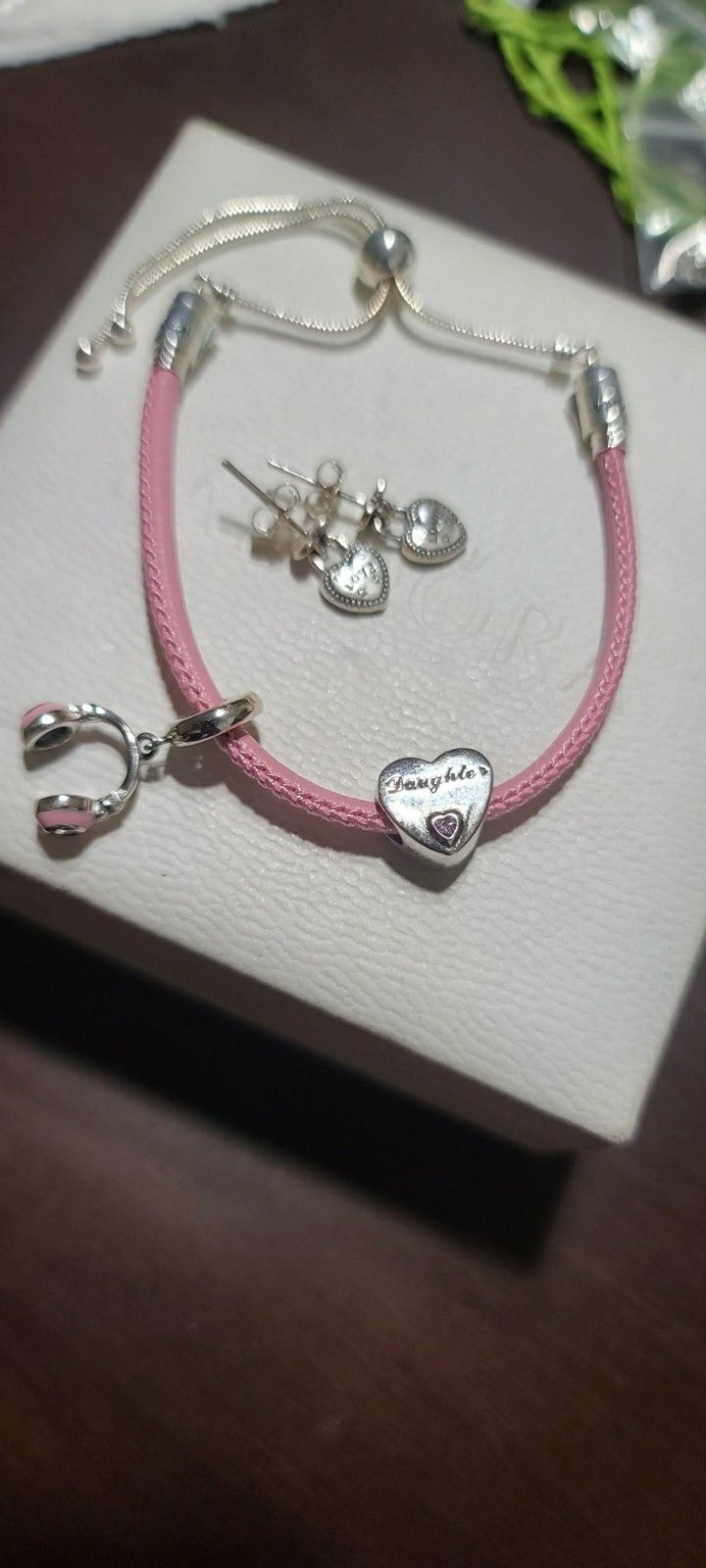 Pandora PINK Leather bracelet w/earrings