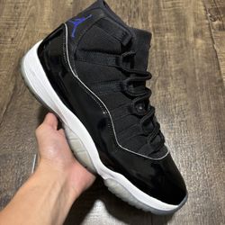 Jordan 11 Space Jam
