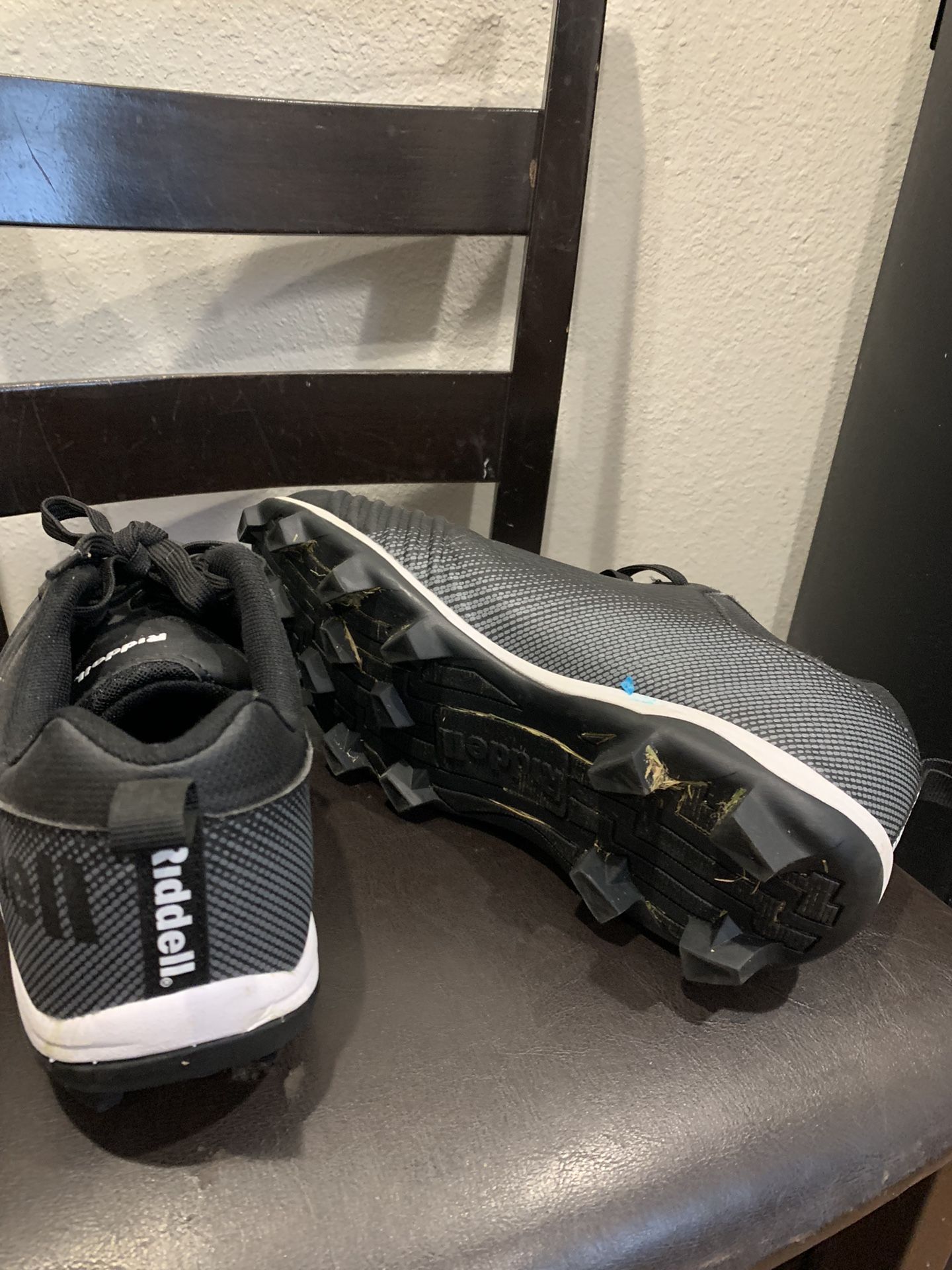 Russell Boys Cleats