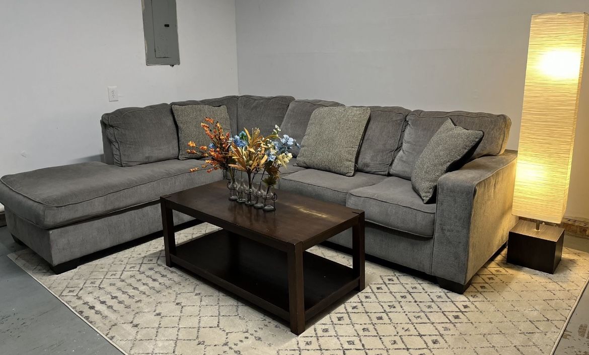 Beautiful Sectional Couch!😍