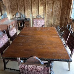 Antique 1800 dining room table with chairs