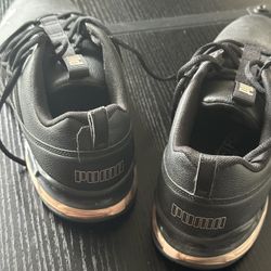 PUMA Women's Riaze Prowl Size 9.5
