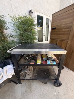 Grill table