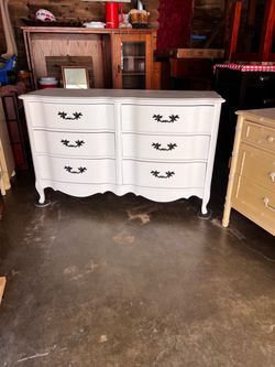VINTAGE LONG DRESSER