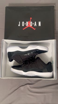 jordan 11 low “space jam” size 10