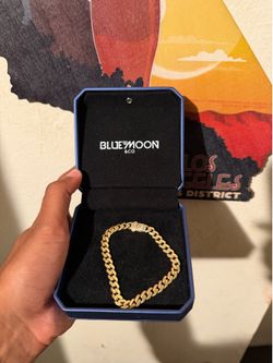 Cuban link bracelet