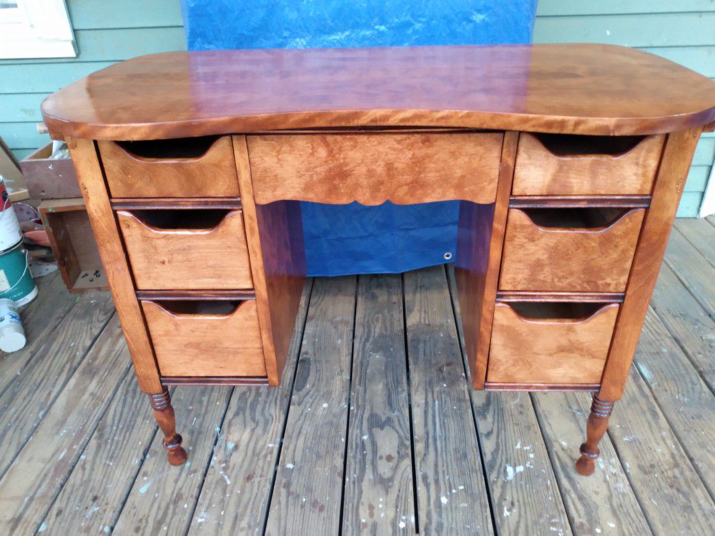 Antique vanity  solid mahogany with 7 drawers. X Posted