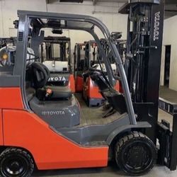 2019 Toyota 8K Capacity Forklift 