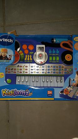 Kidijamz by vtech DJ toy 3+