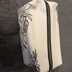 Cosmetic Bag 